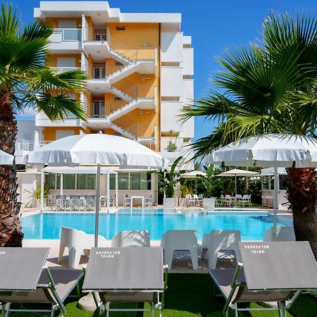 Hotel Belvedere Мартинсикуро Екстериор снимка